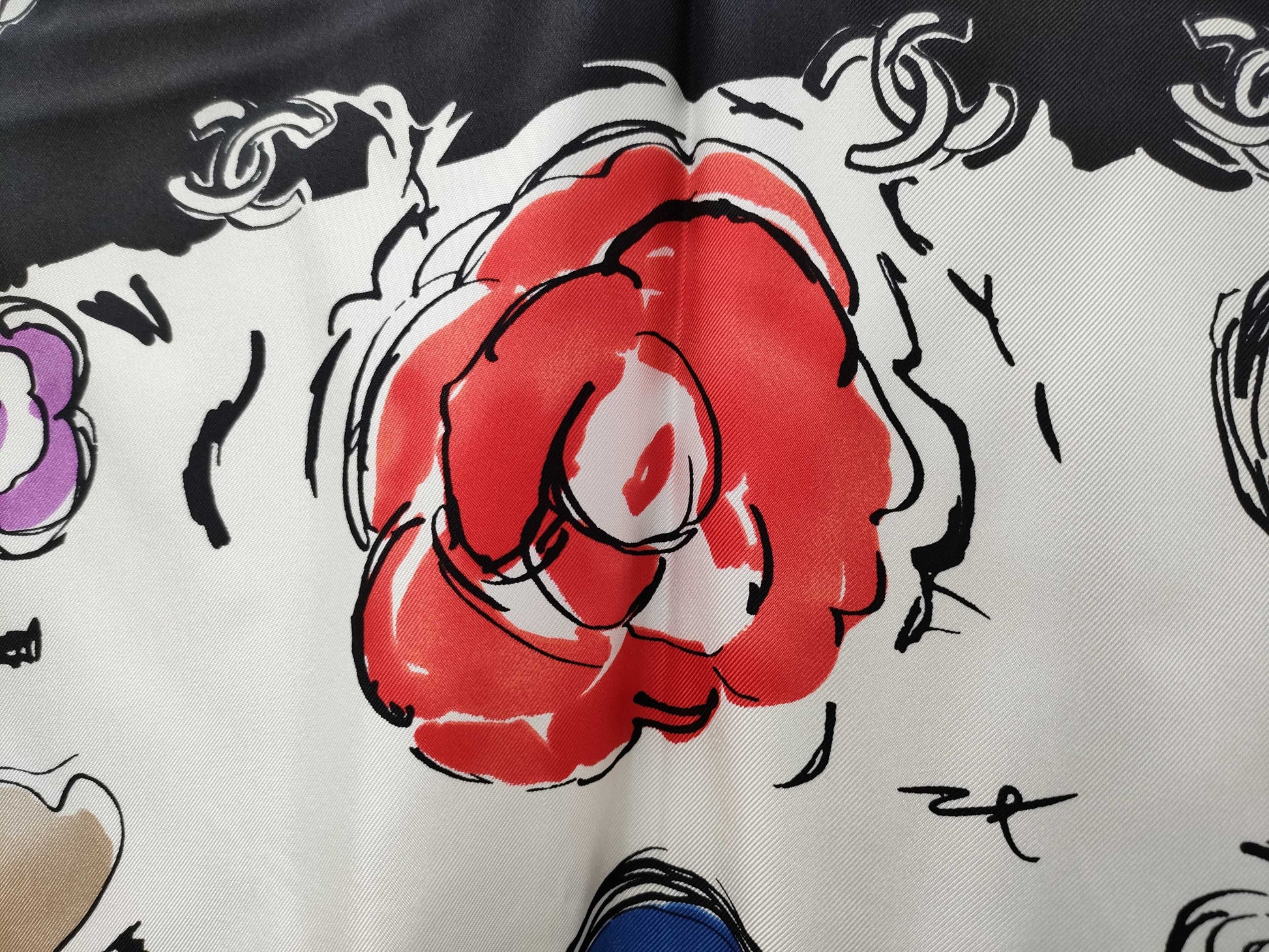 CHANEL Coco Clover Scarf