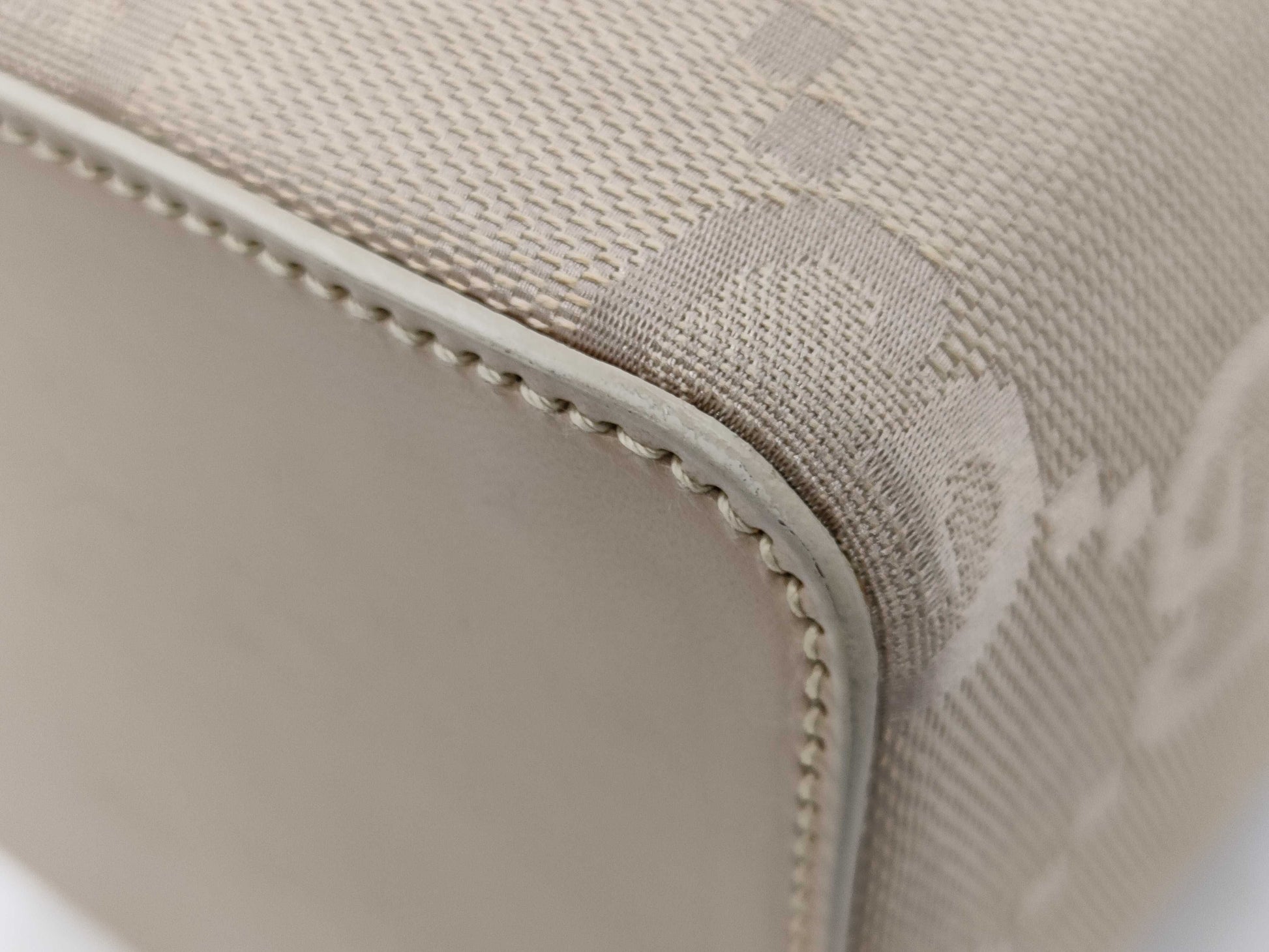 GUCCI GG Canvas Vanity/Top Handle Vanity Bag