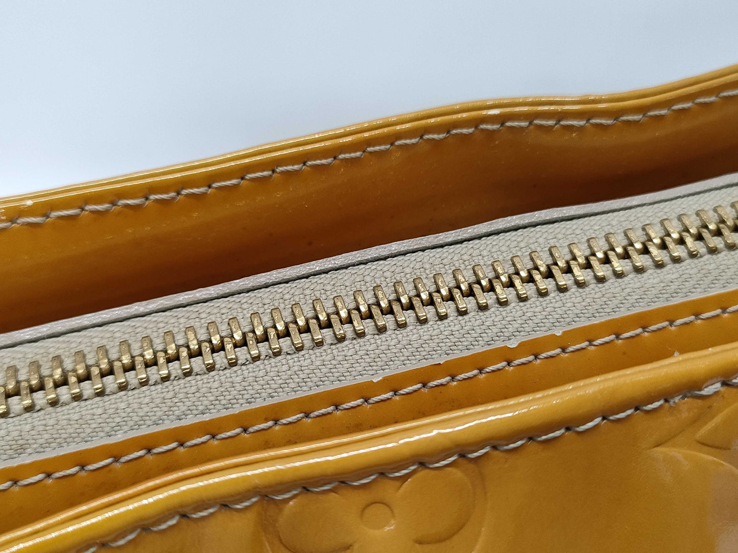 LOUIS VUITTON Vernis Houston Handbag
