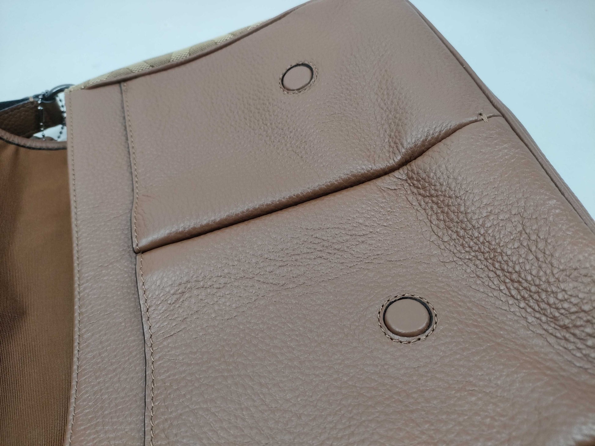 COACH Signature c9366 Shoulder Bag