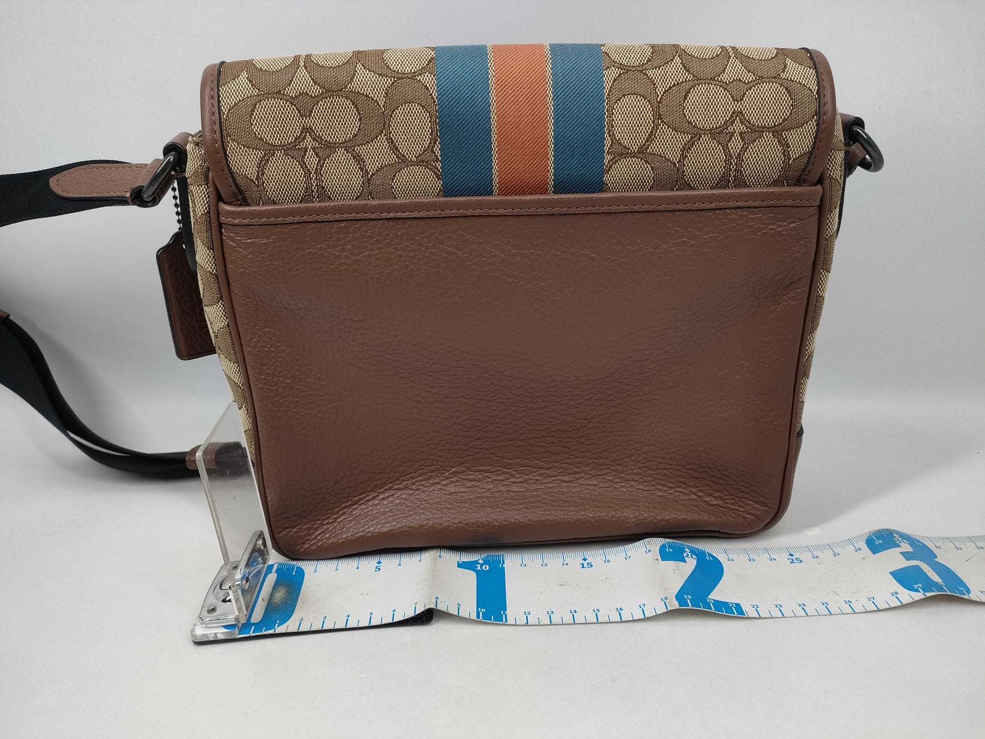 COACH Signature c9366 Shoulder Bag