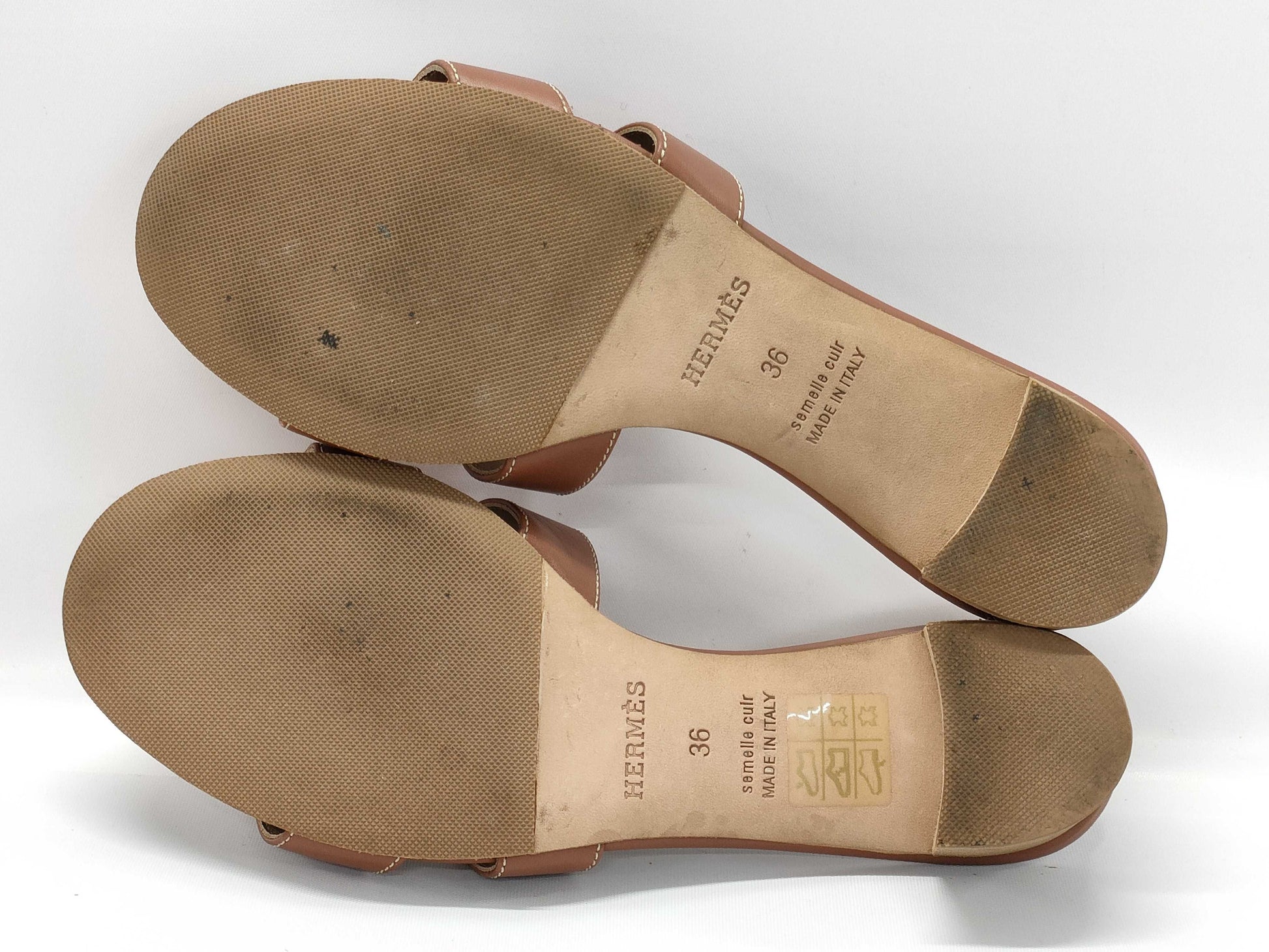 HERMES Oasis sandals with box
