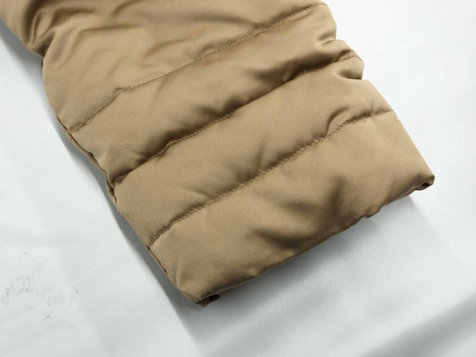 MONCLER Down/Brown Tag Jacket