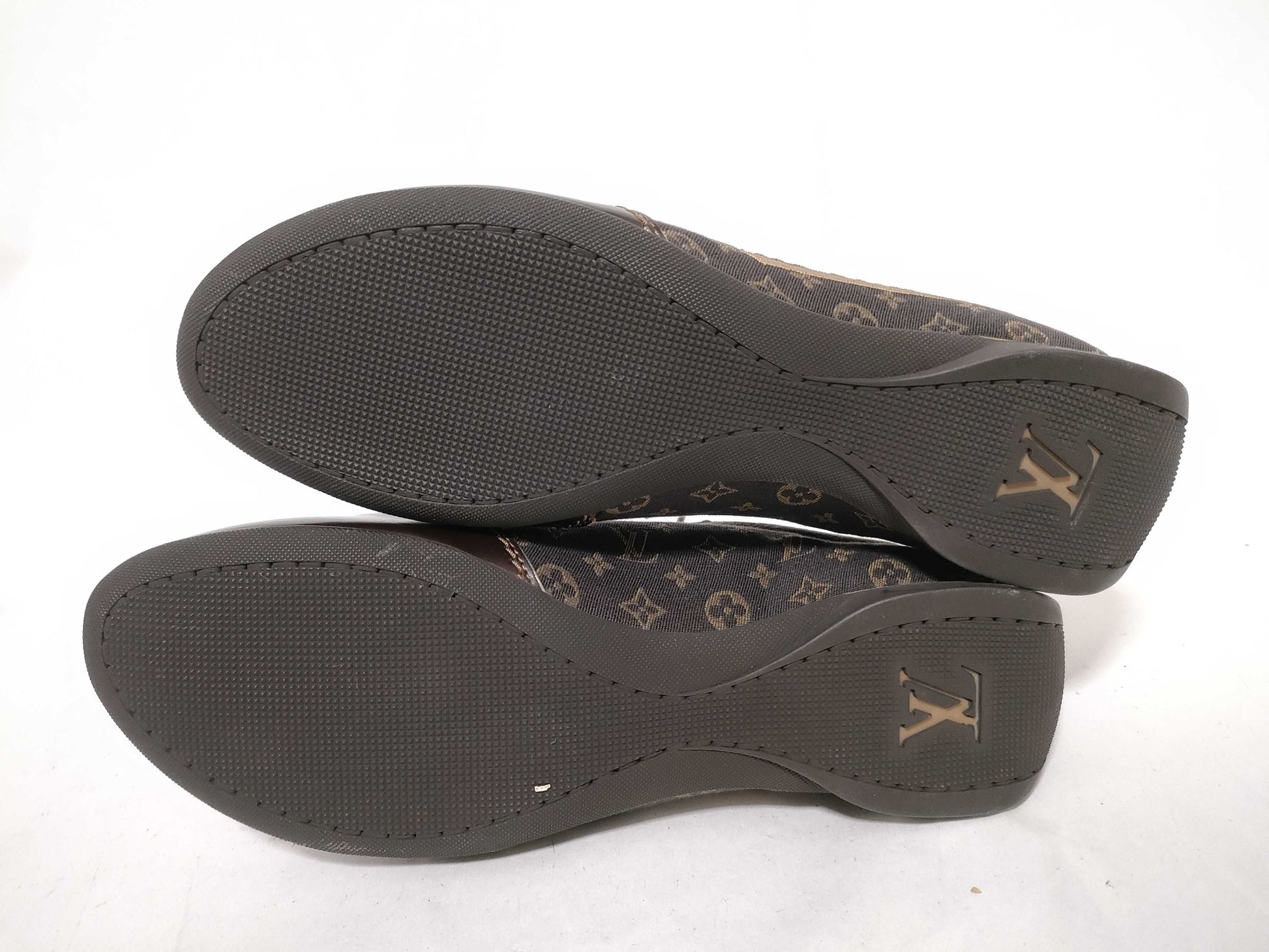 LOUIS VUITTON all-over print LV sneakers sneakers