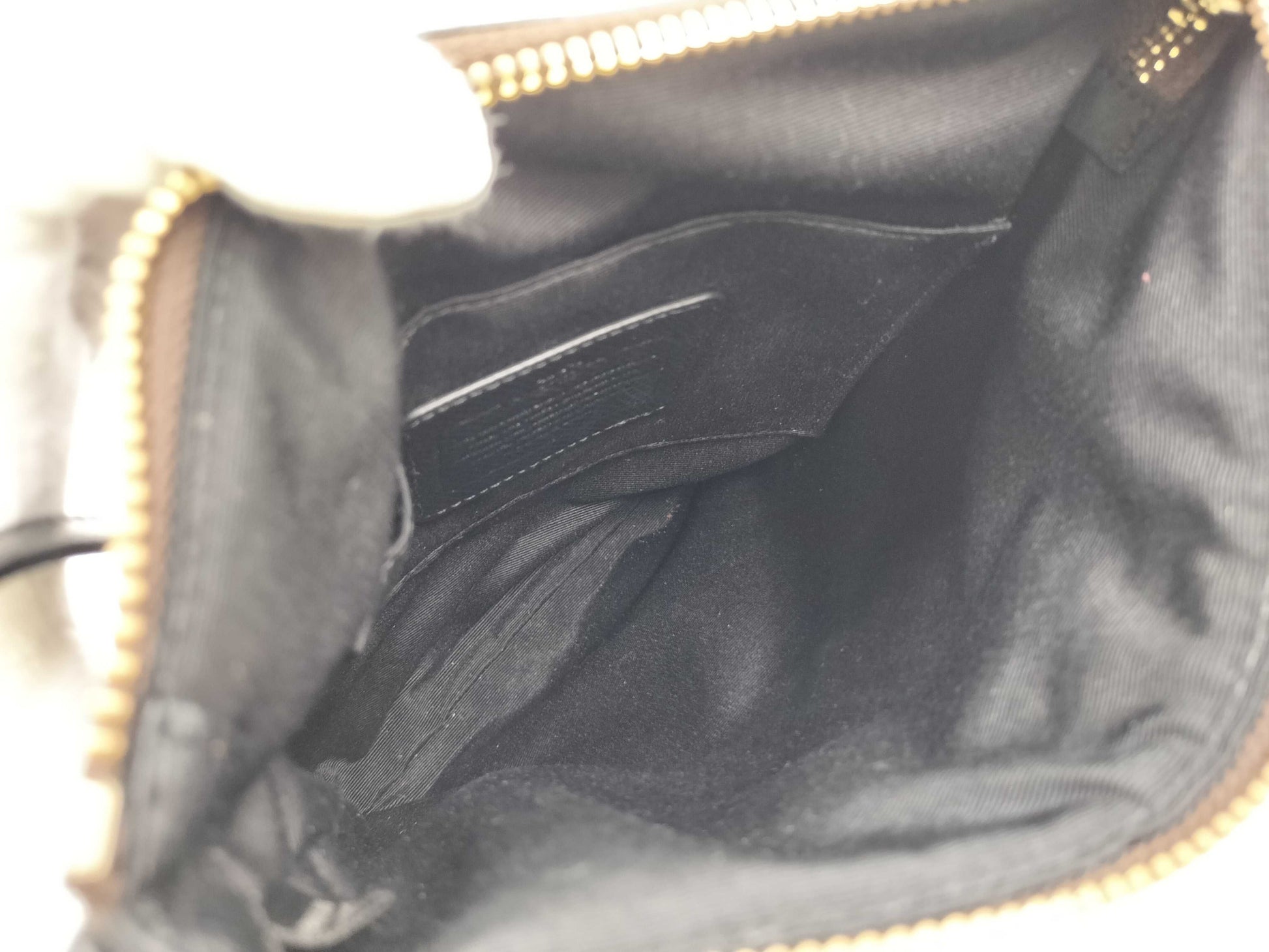 COACH Signature F35940 Shoulder Bag