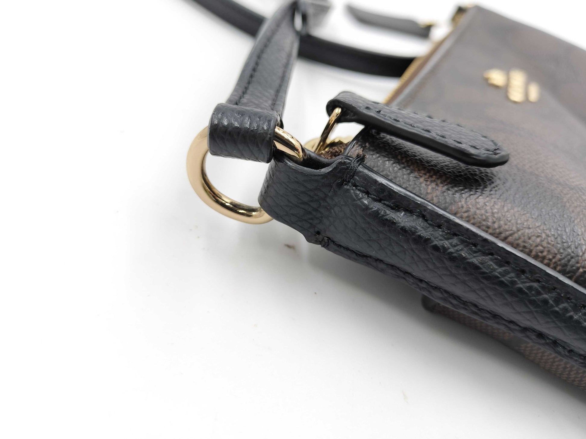COACH Signature F35940 Shoulder Bag