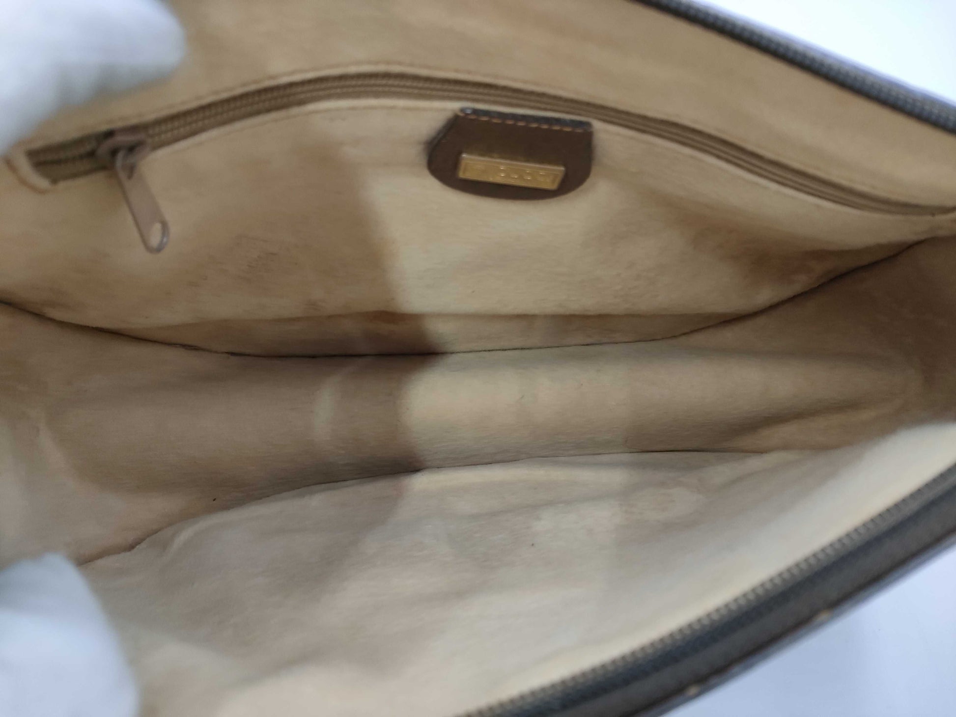 GUCCI GG Supreme Sherry Line Vintage Horizontal Shoulder Bag