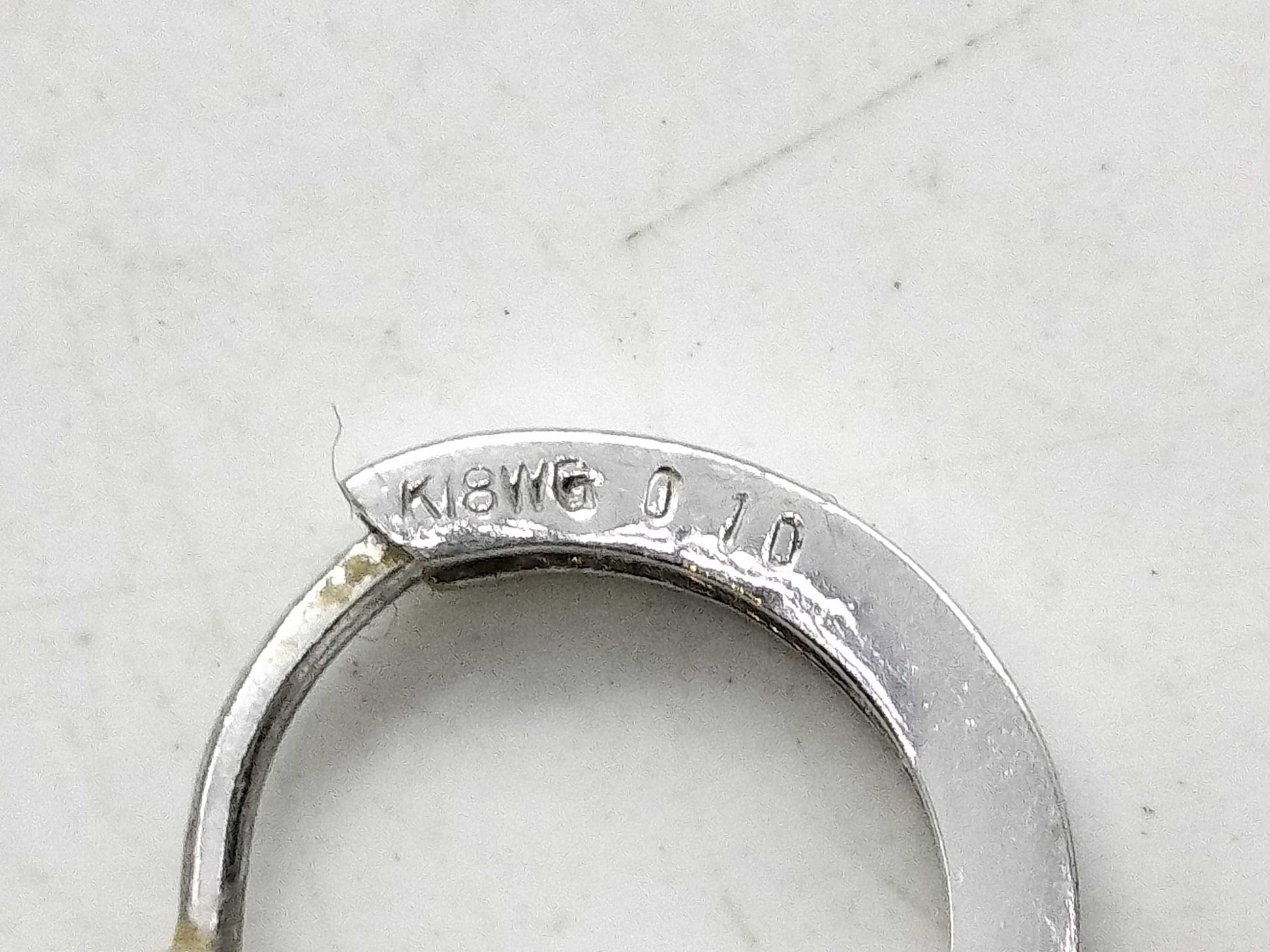 D0.10ct/0.10ct K18WG 2.0g Earrings 