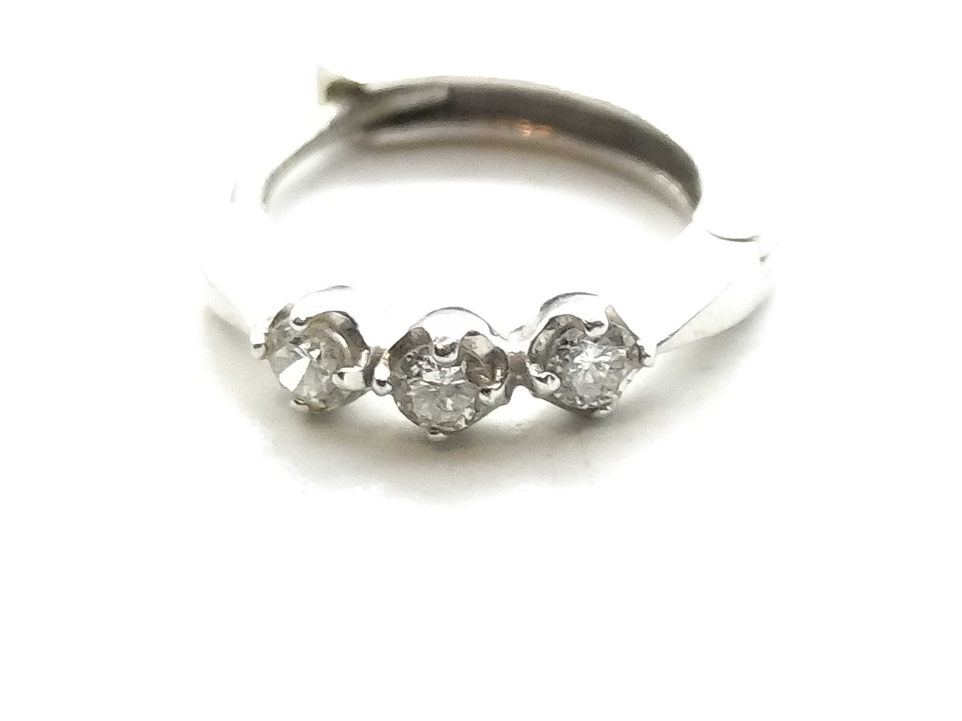 D0.10ct/0.10ct K18WG 2.0g Earrings 