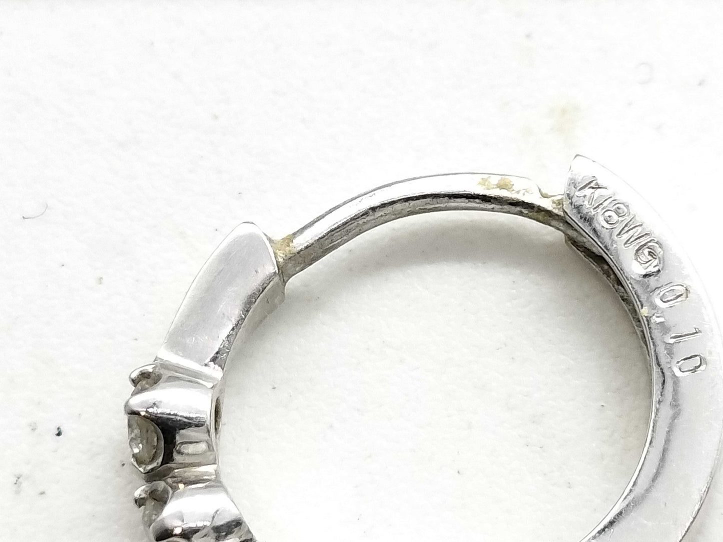 D0.10ct/0.10ct K18WG 2.0g Earrings 