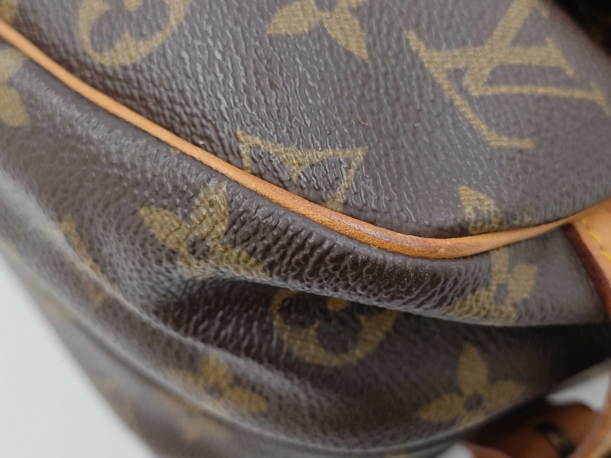 LOUIS VUITTON Monogram Saumur 30 Shoulder Bag