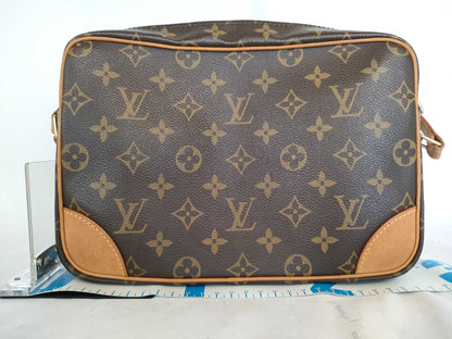 LOUIS VUITTON RFID Unverifiable SN0074 Monogram M51274 Trocadero Shoulder Bag