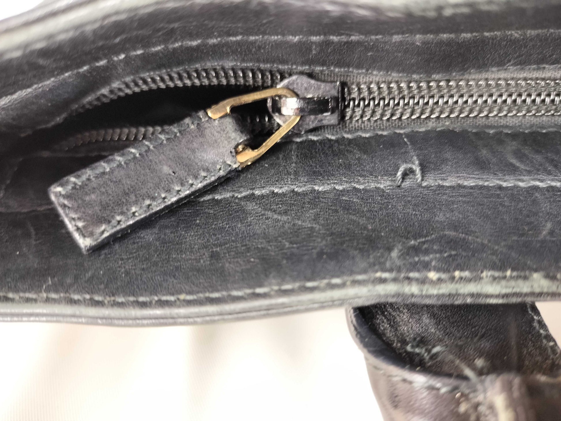 GUCCI GG Canvas GG Canvas Handbag