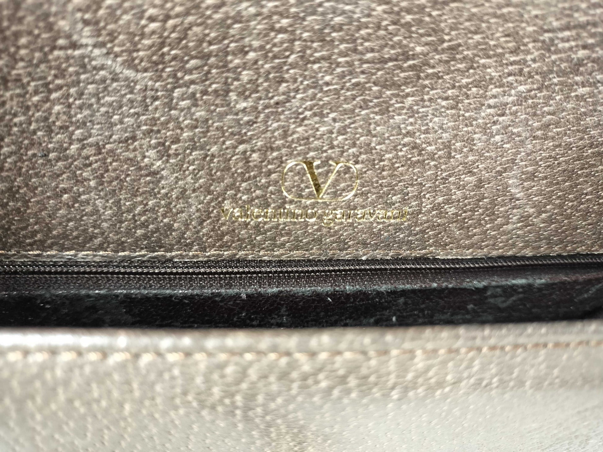 VALENTINO Garavani Shoulder Bag
