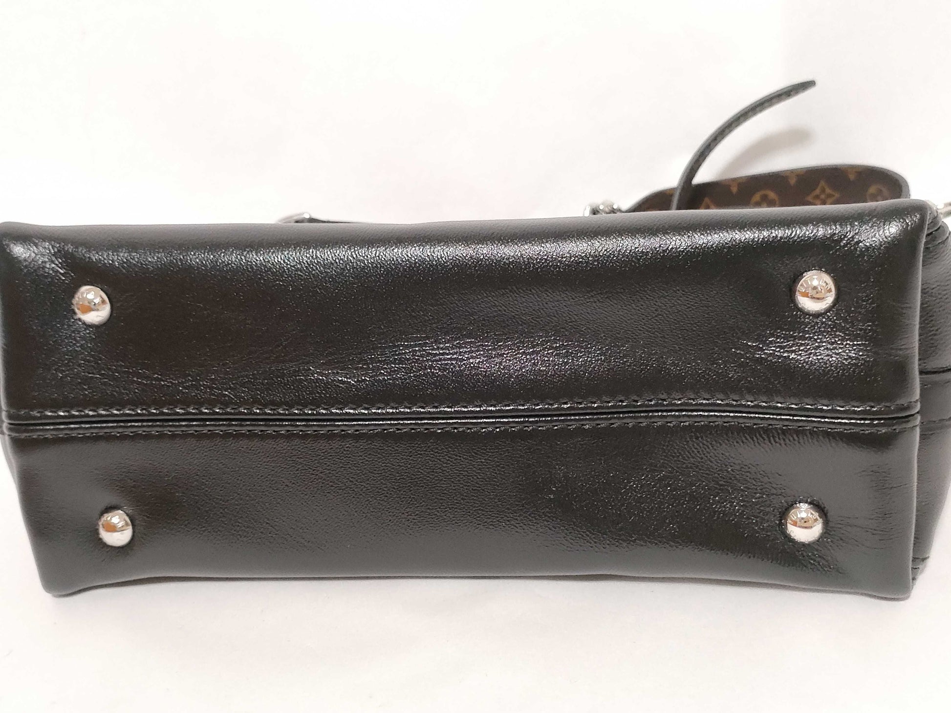 LOUIS VUITTON RFID Verified Monogram M12888 Carryall Vibe BB Handbag