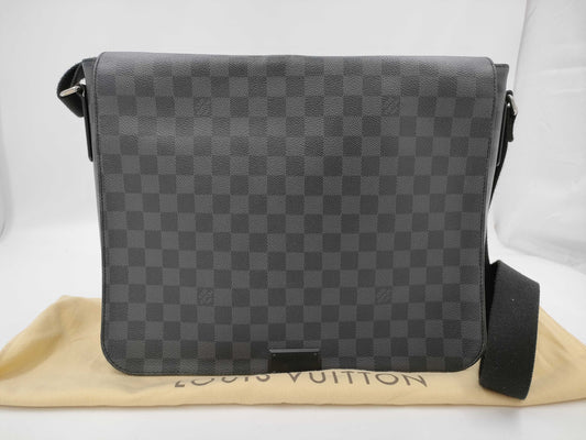 LOUIS VUITTON Damier Graphite N58029 Daniel MM Shoulder Bag