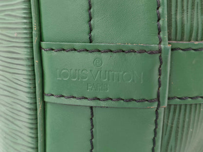 LOUIS VUITTON Epi Noe/Green Shoulder Bag