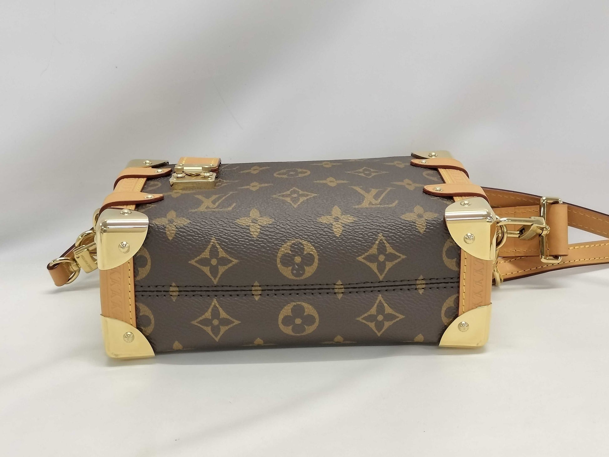 LOUIS VUITTON Monogram M46815 Handbag