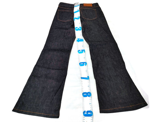 GUCCI Denim Pants with Heart Charm