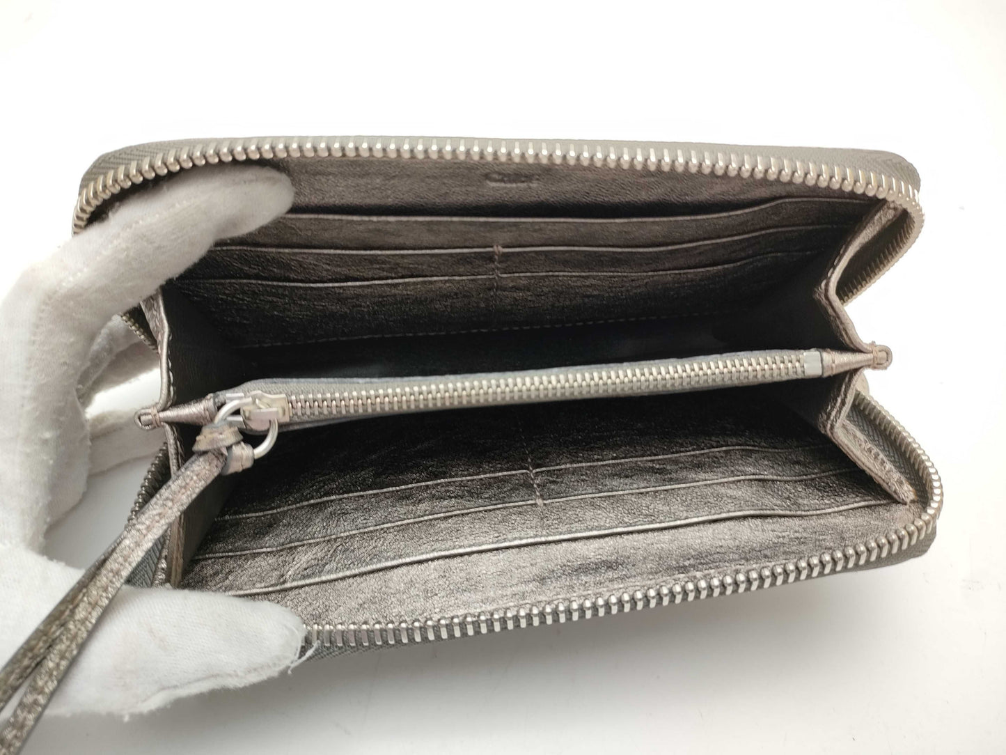 Chloe Round Zip Wallet*2 Wallet