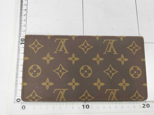 LOUIS VUITTON Monogram M60825 Monogram Porte Carte Credit Wallet