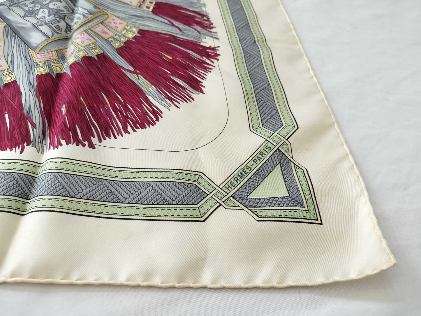HERMES Carré euirs du desert scarf