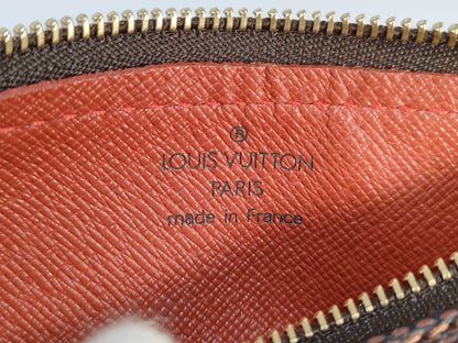 LOUIS VUITTON Damier Papillon Pouch Pouch