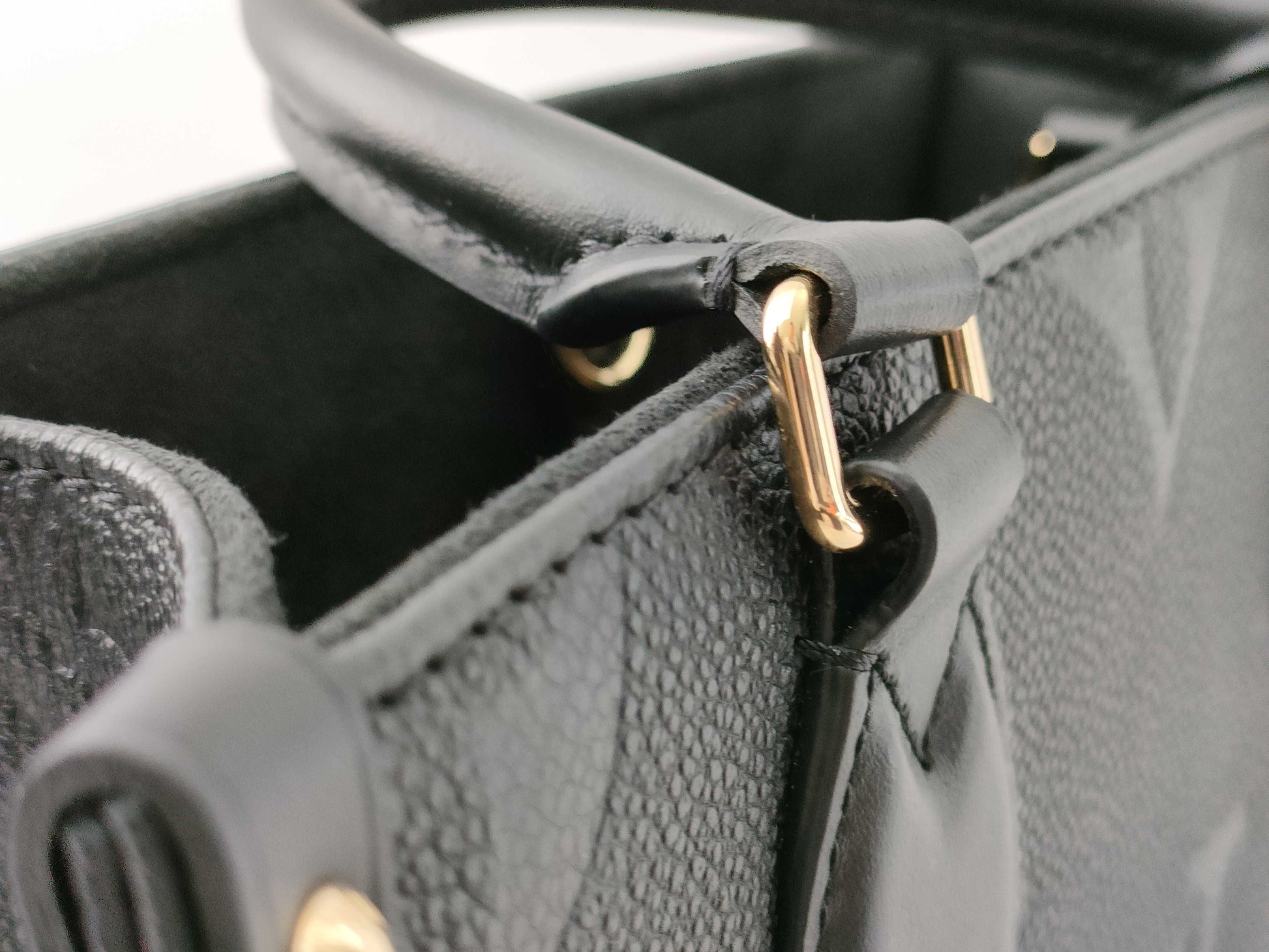 LOUIS VUITTON RFID Verified, Serial Number Unverifiable, Monogram On the Go PM M45653 Handbag
