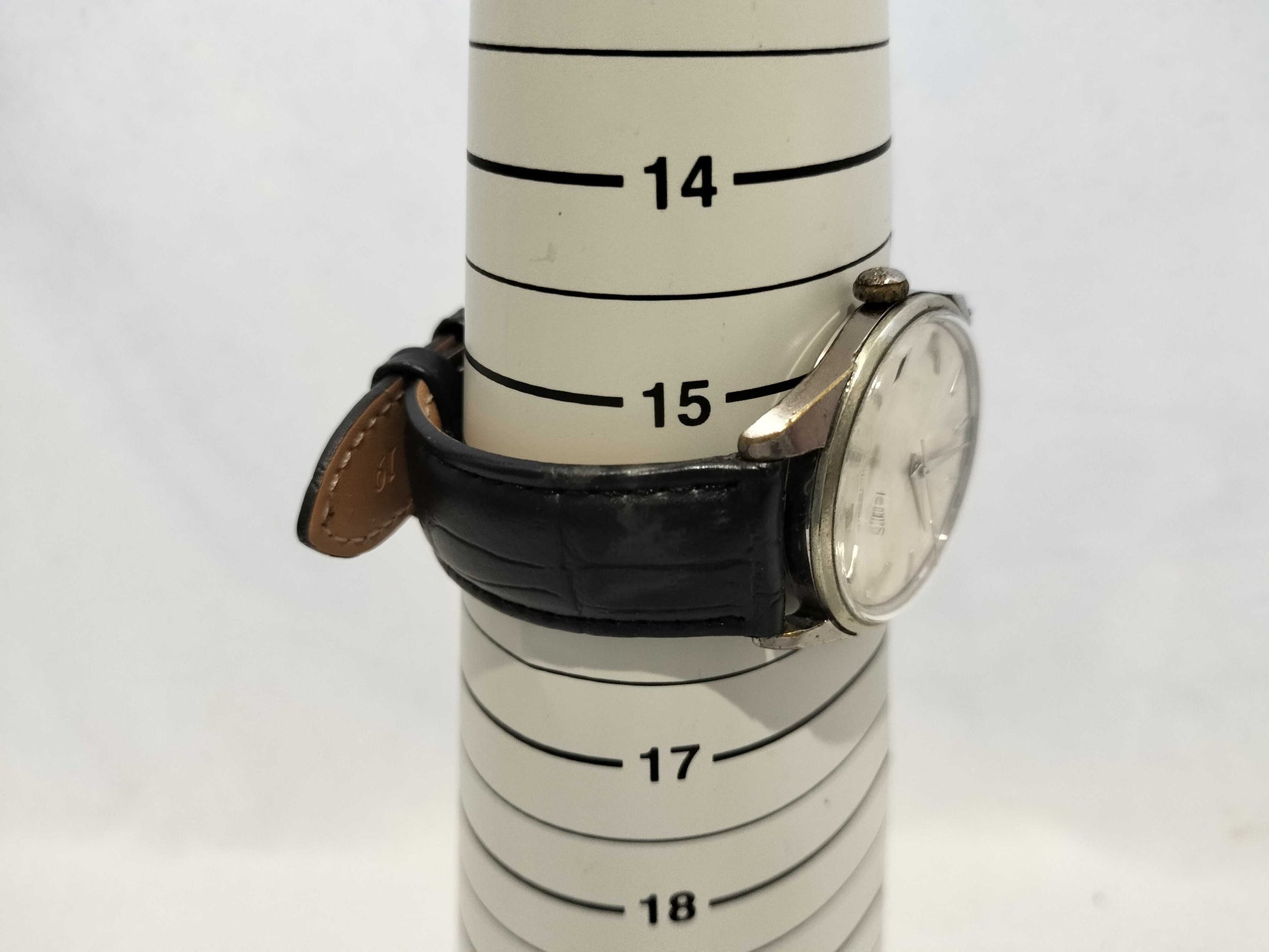 SEIKO Sportsman Hand-Wound Waterproof Diashock Men's Watch