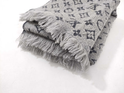 LOUIS VUITTON Monogram 100% Wool Scarf