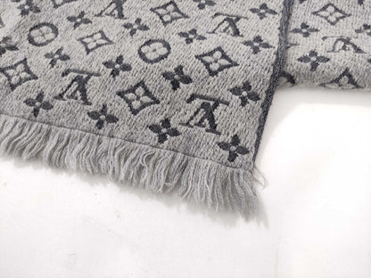 LOUIS VUITTON Monogram 100% Wool Scarf