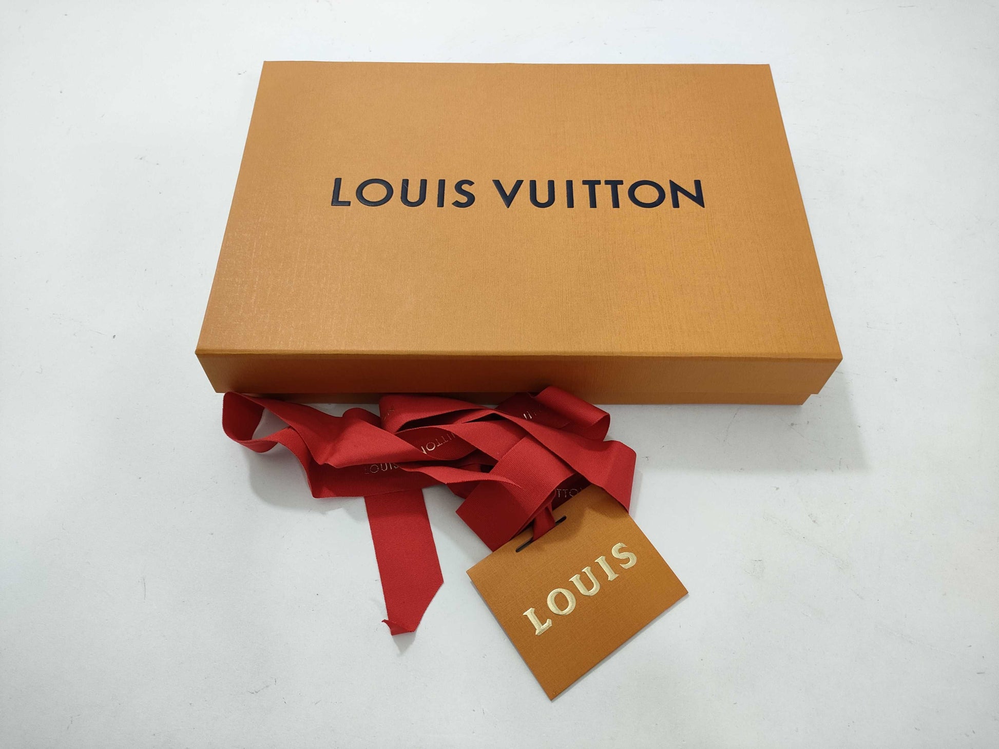 LOUIS VUITTON Monogram 100% Wool Scarf