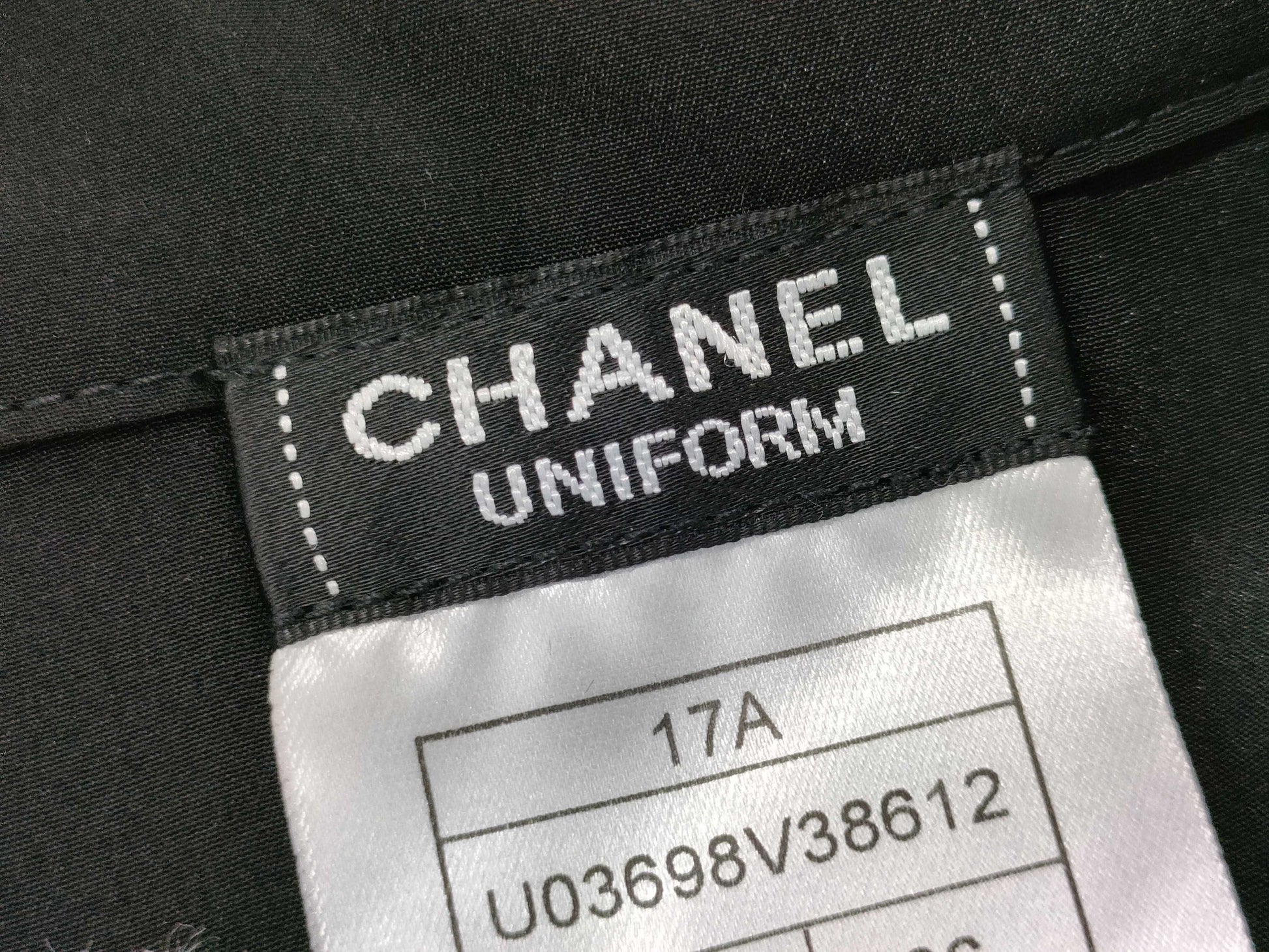 CHANEL Uniform 17A U03698V38612 Coco Button Unworn Shirt
