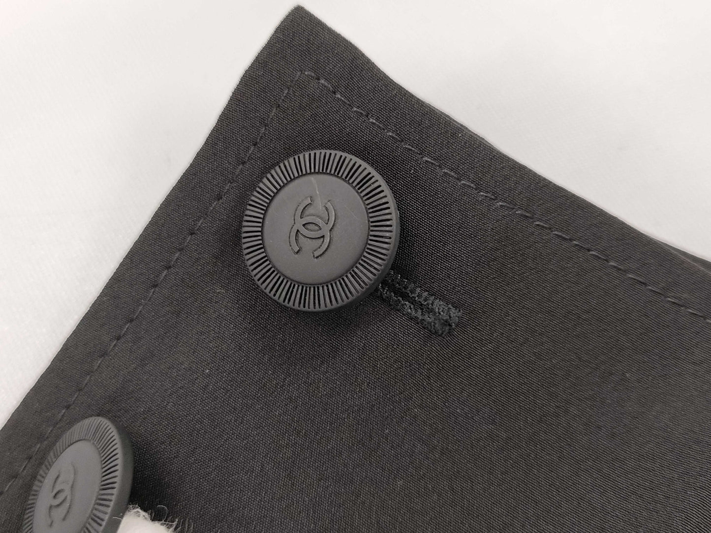 CHANEL Uniform 17A U03698V38612 Coco Button Unworn Shirt