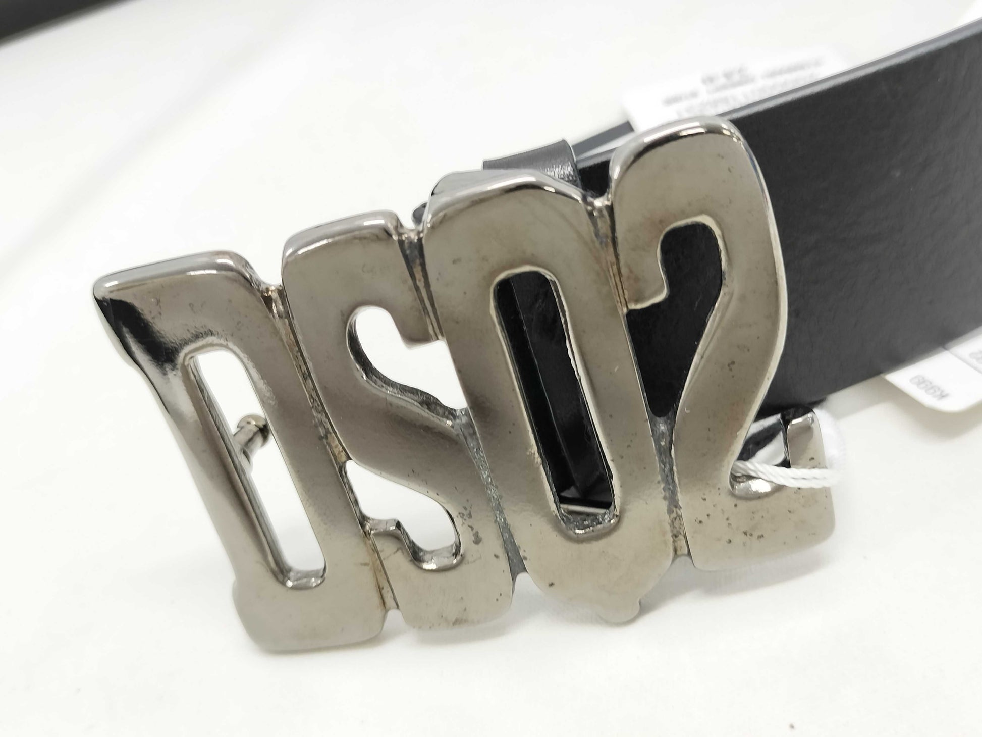 Dsquared tag belt/logo hardware belt