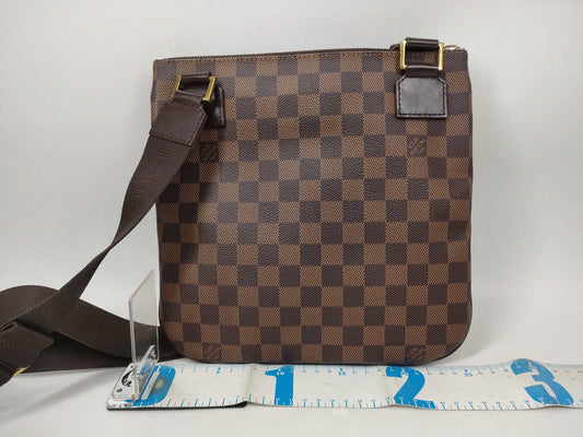 LOUIS VUITTON Damier N51111 Pochette Bosphore Shoulder Bag