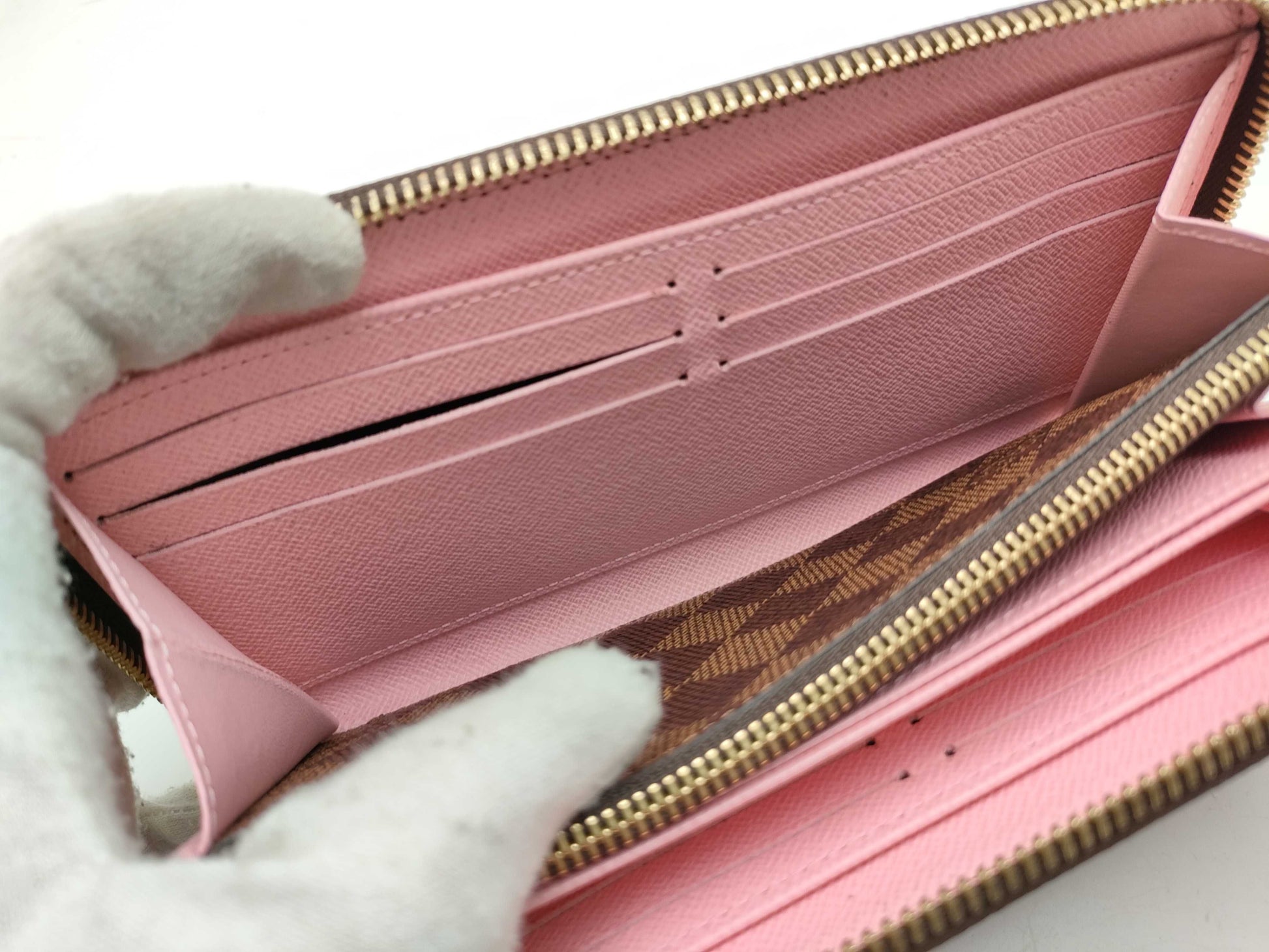LOUIS VUITTON Damier N60473 Studded Flower Zippy Wallet