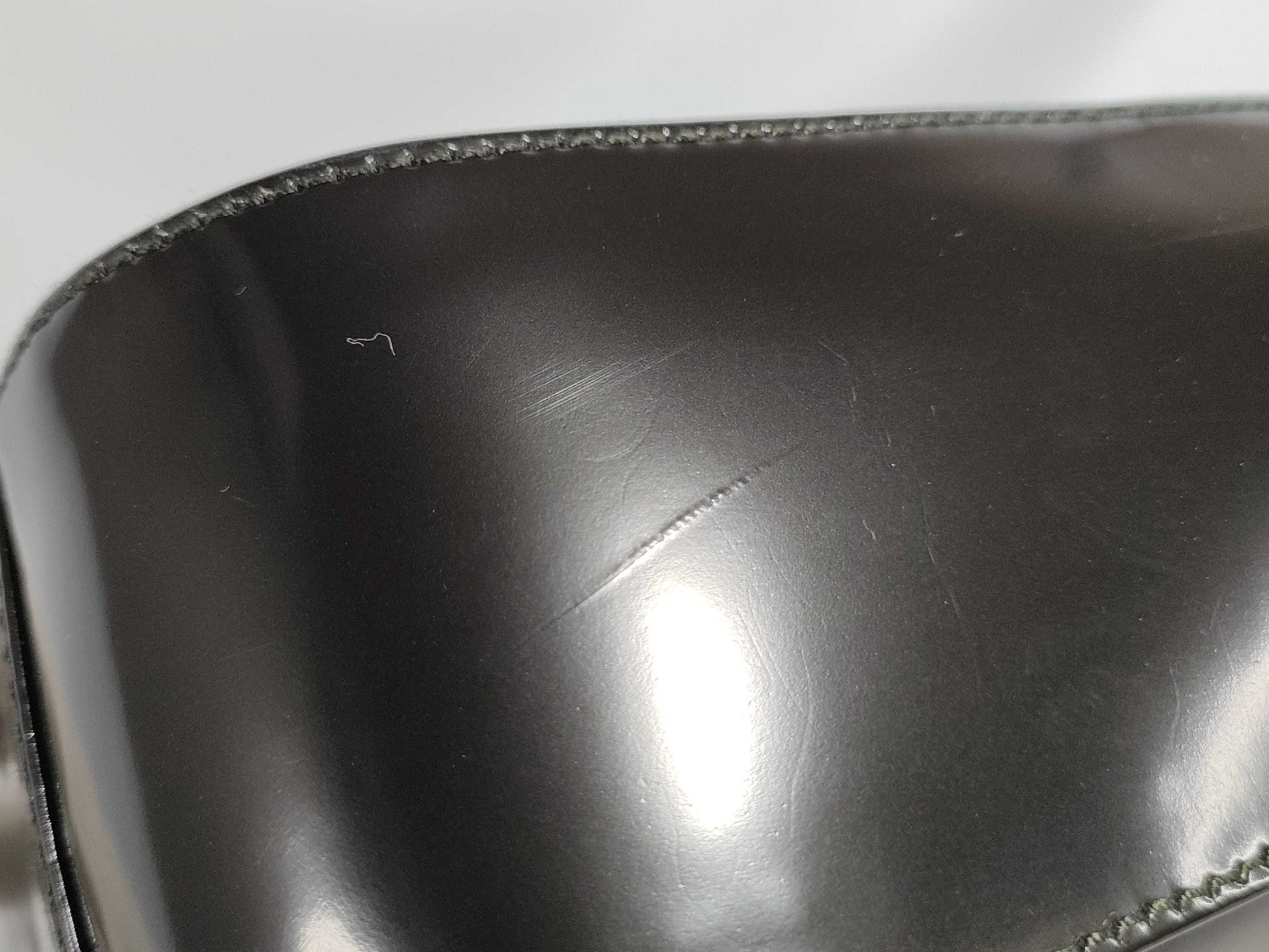 GUCCI Enamel One-Shoulder Black Shoulder Bag