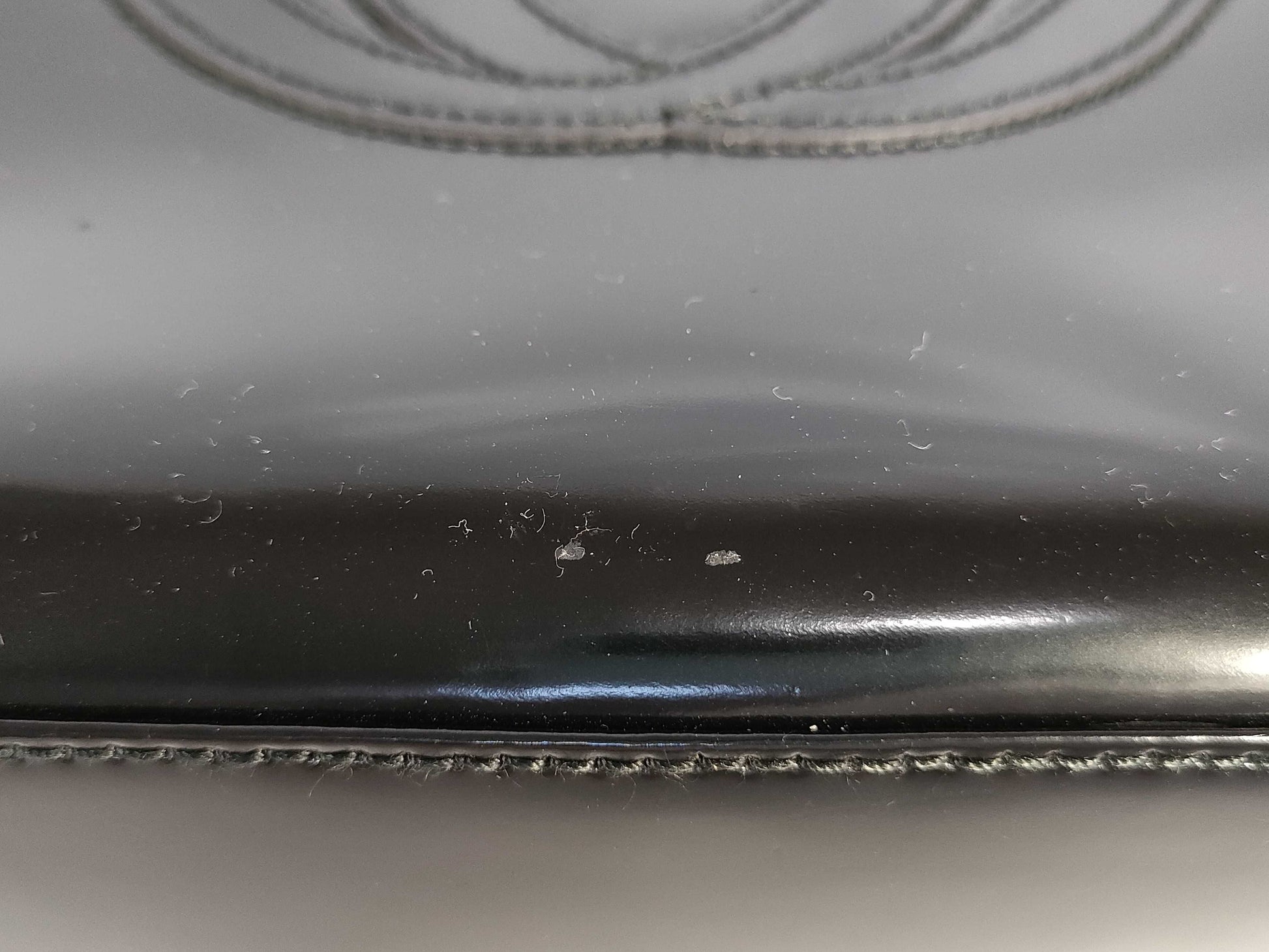 GUCCI Enamel One-Shoulder Black Shoulder Bag