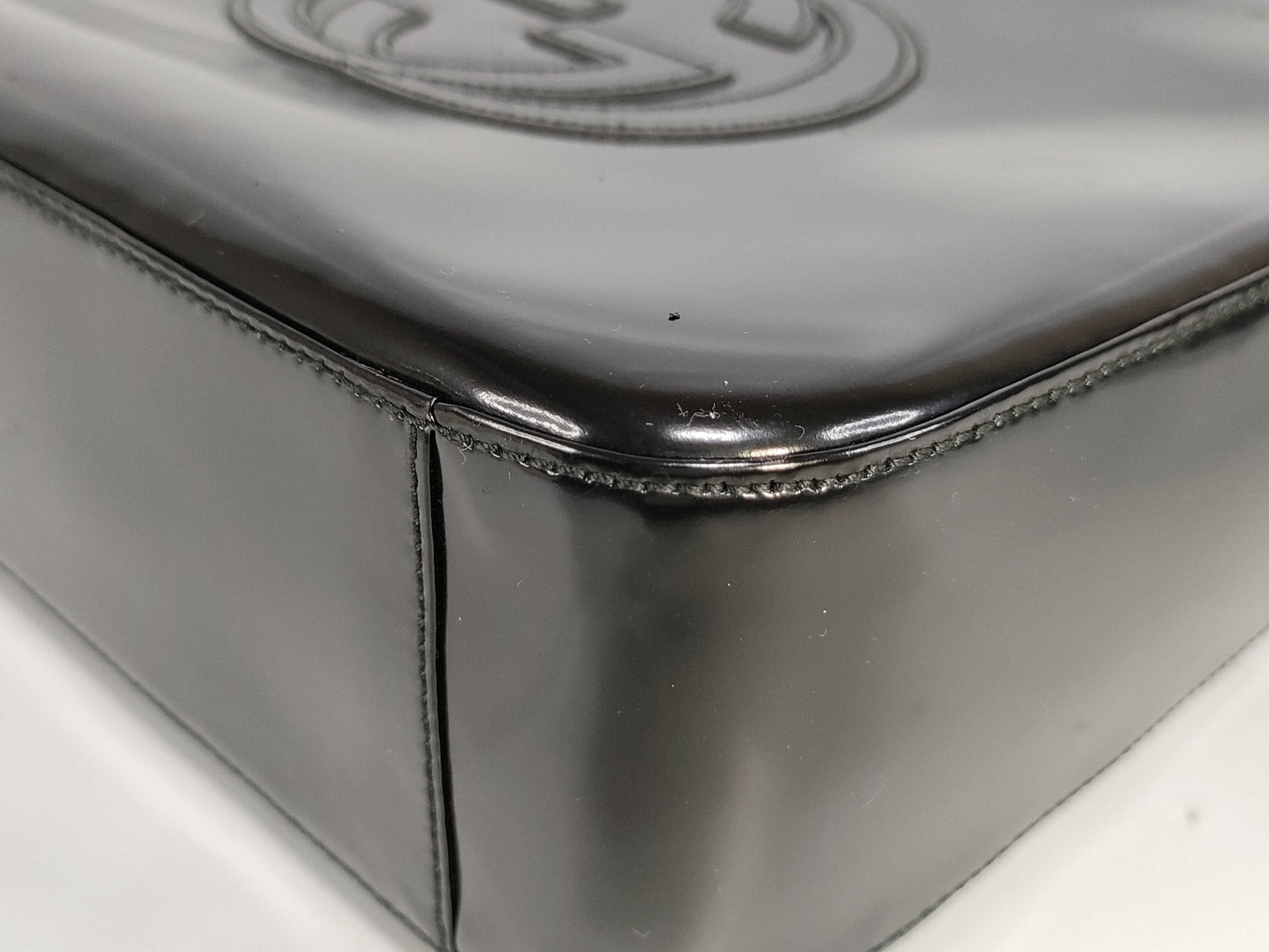 GUCCI Enamel One-Shoulder Black Shoulder Bag