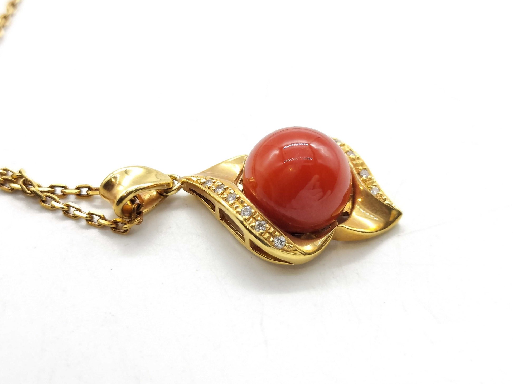 Coral necklace, diameter approximately 11.6mm, D 0.12ct, K18, 12.3g 