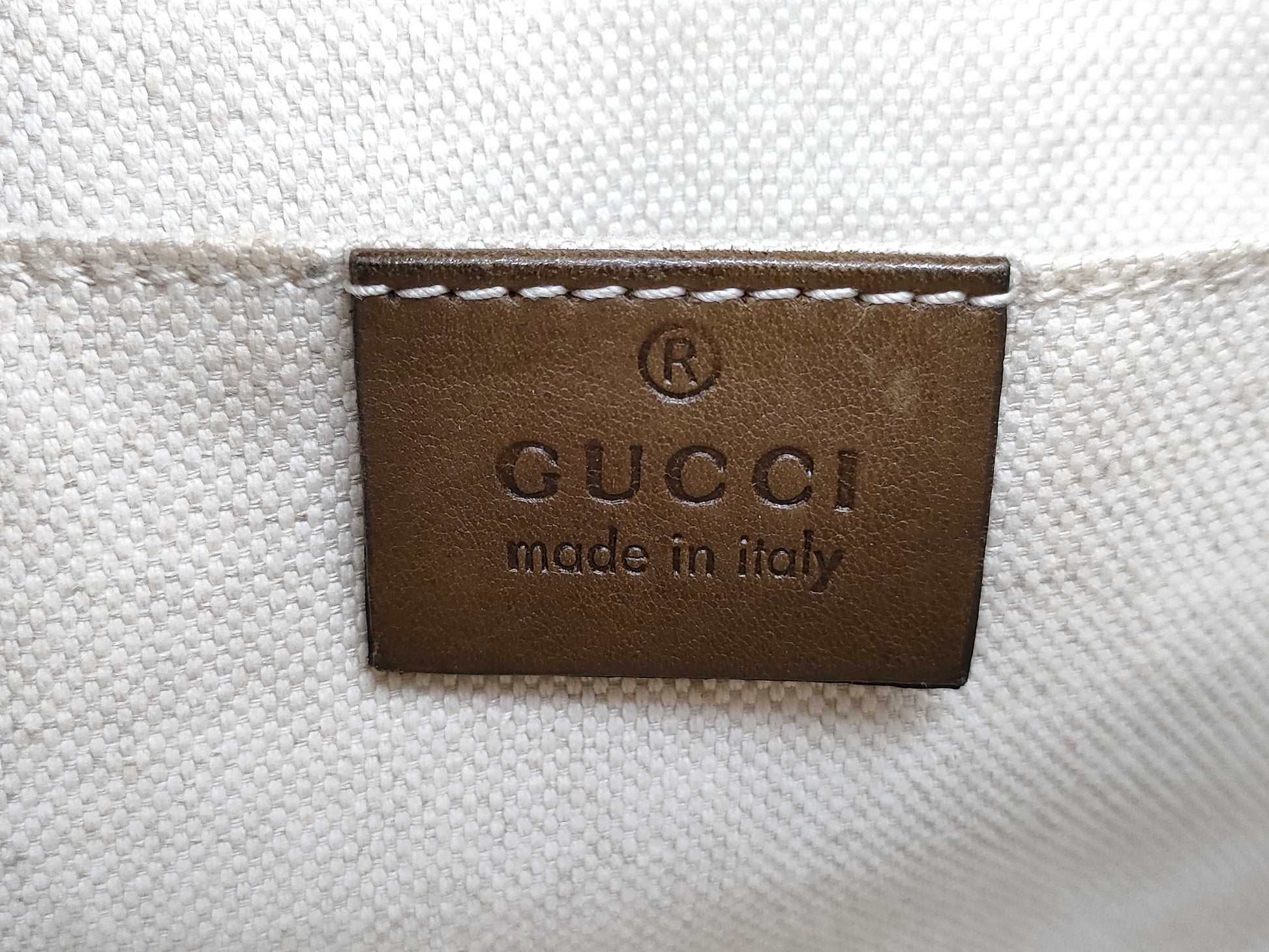 GUCCI Bamboo Chain Shoulder Bag with Fur 269927