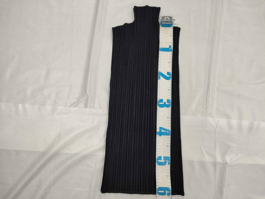 ISSEY MIYAKE Pleats Please Sleeveless Top