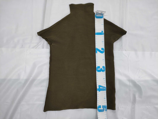 ISSEY MIYAKE pleated T-shirt