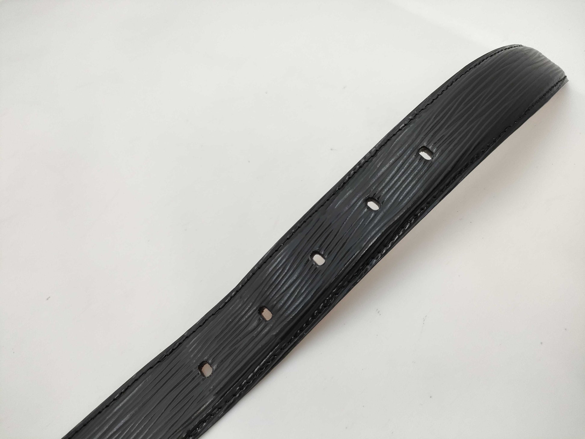 LOUIS VUITTON Santur Classic Noir Belt