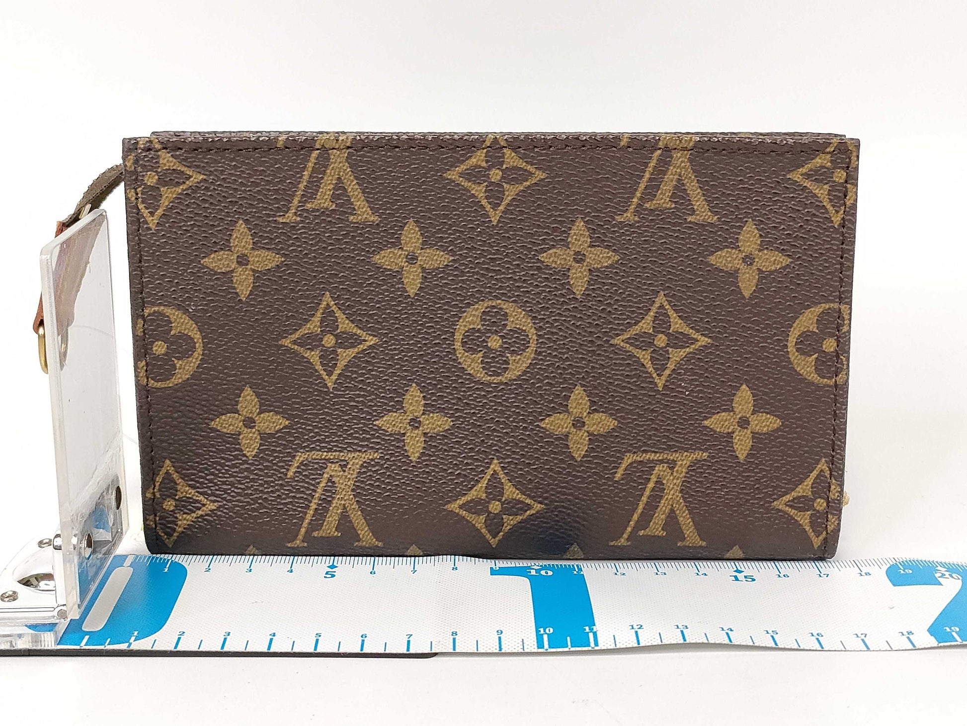 LOUIS VUITTON RFID verification failed. Monogram bucket pouch only.