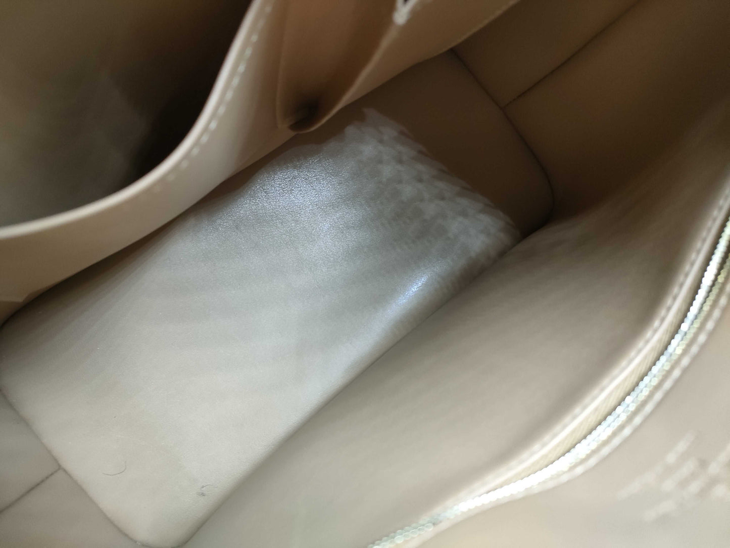 LOUIS VUITTON Vernis Houston Tote Bag