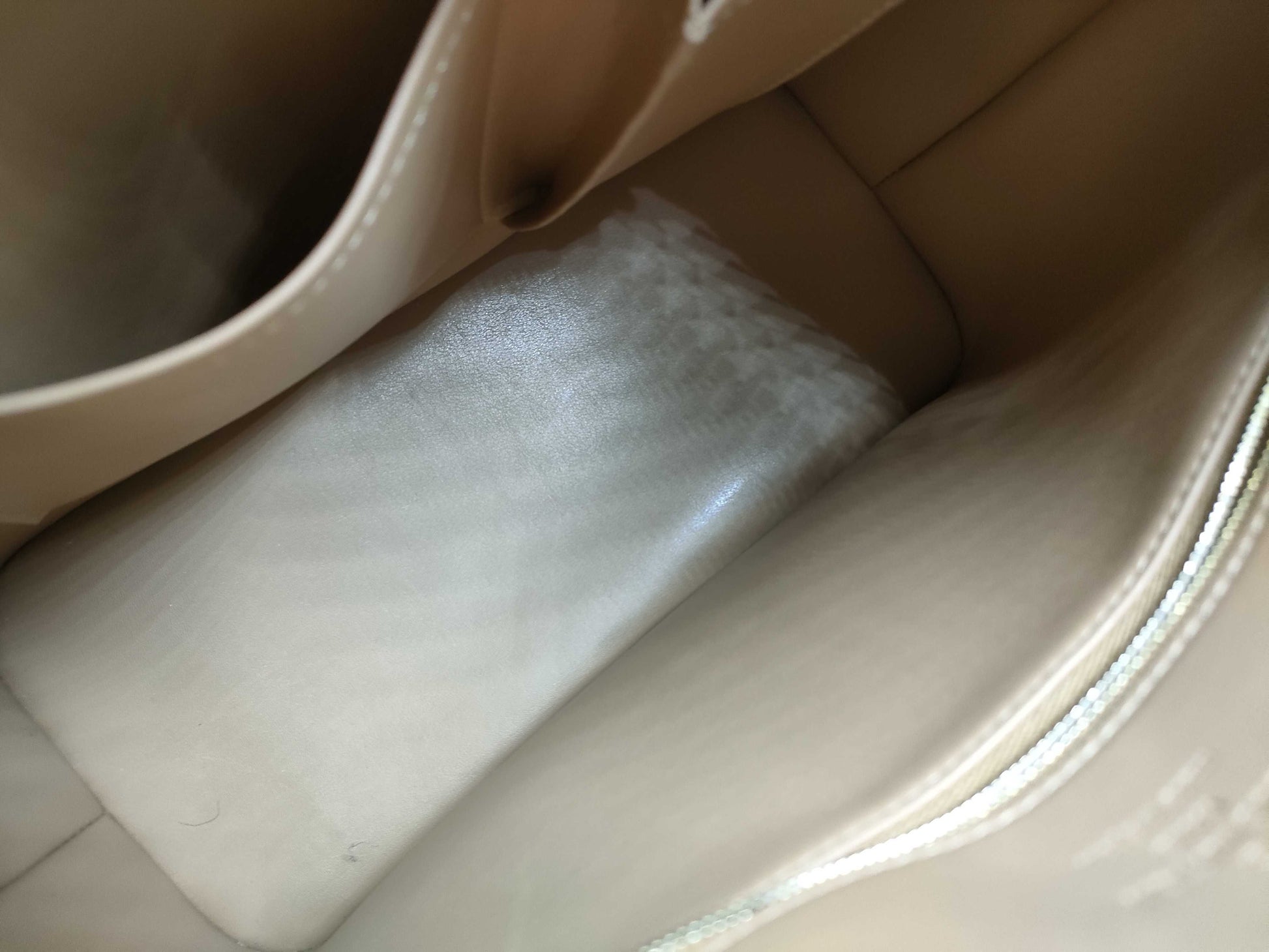 LOUIS VUITTON Vernis Houston Tote Bag