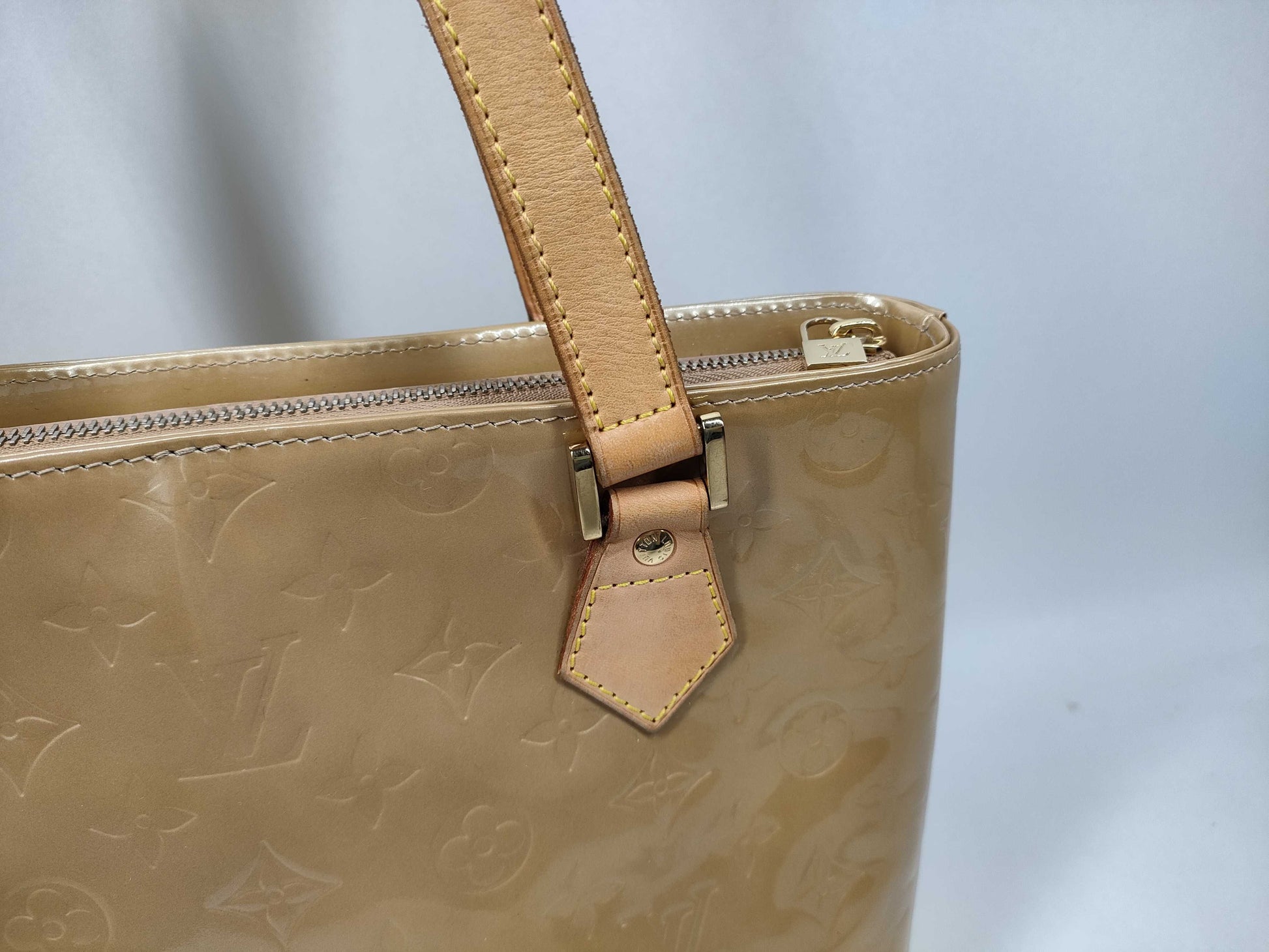 LOUIS VUITTON Vernis Houston Tote Bag