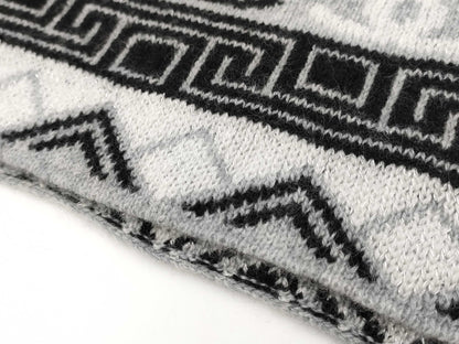 CHANEL scarf with Coco mark, cashmere, and tag